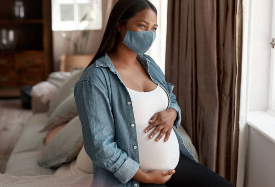 Pregnant lady Care at home during Quarantine days.