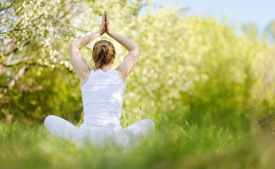 Beyond the Mat: Why Yoga Teachers Need Ayurveda Knowledge