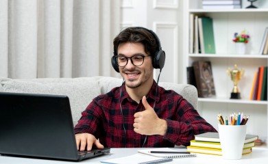 What International Students Gain from Learning Ayurveda Online